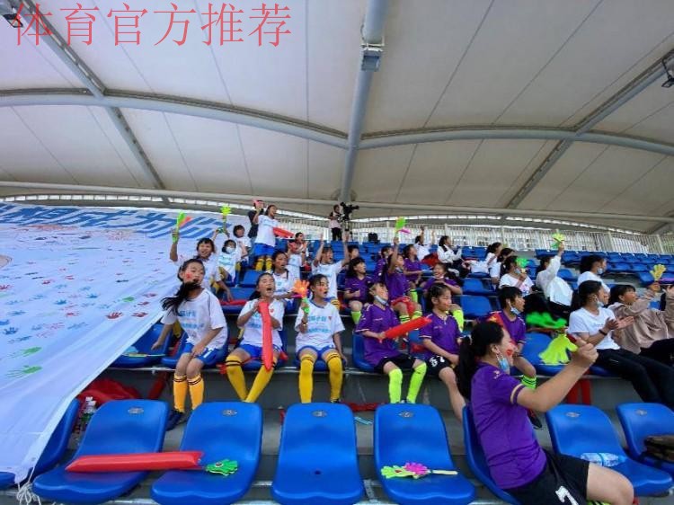 新浪：女超联赛昆明落幕 